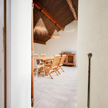 Grand Appartement 8 Personnes Terrasse Privative Hyper Centre Calme Lons-le-Saunier Exterior foto