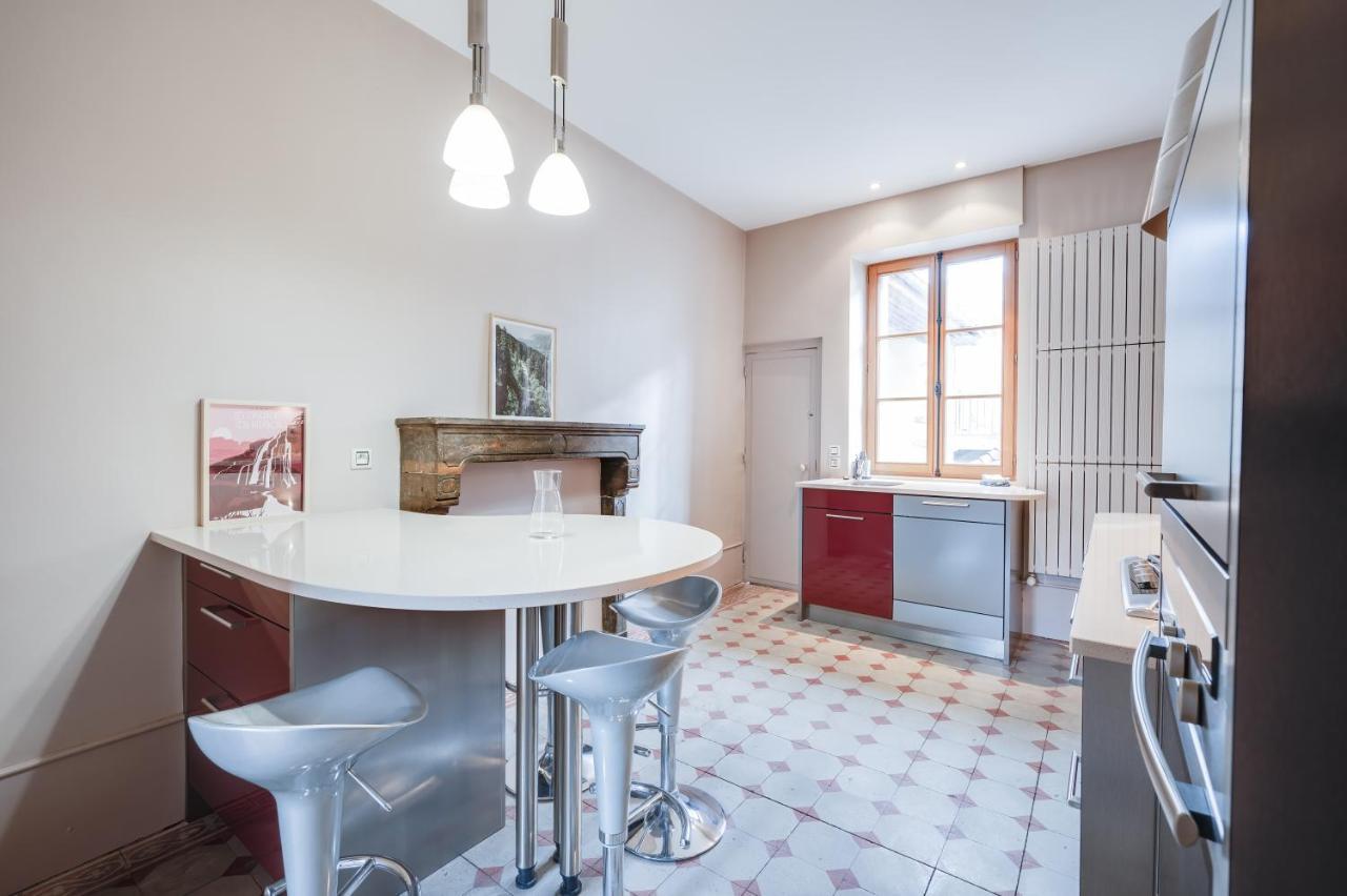 Grand Appartement 8 Personnes Terrasse Privative Hyper Centre Calme Lons-le-Saunier Exterior foto